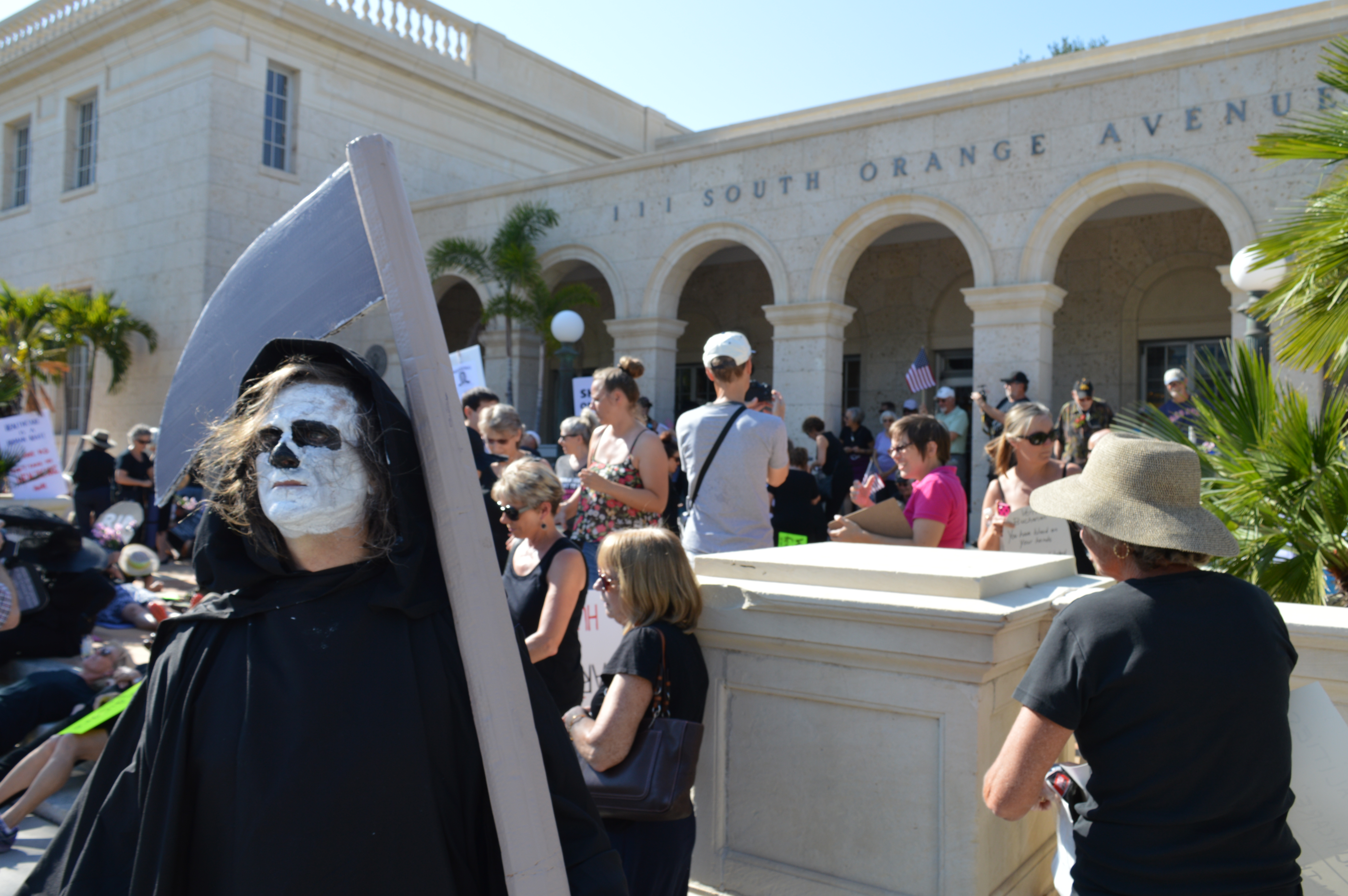 Protestors “die-in” at Buchanan and AHCA protest in Sarasota
