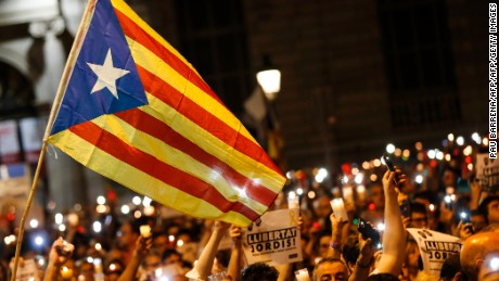 Spanish Prime Minister removes Catalan leadership
