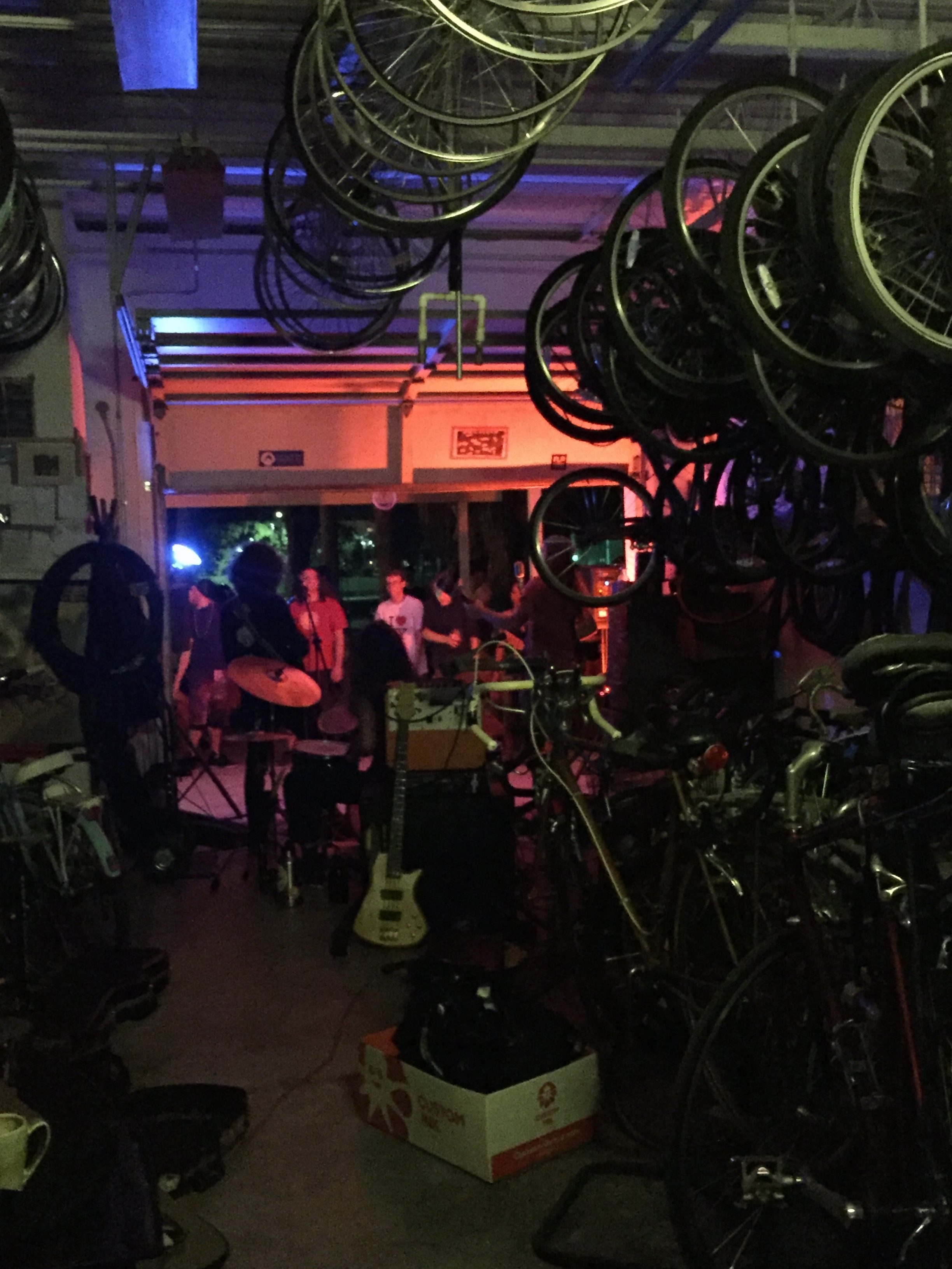 First bike shoppe show of the semester featured student musicians