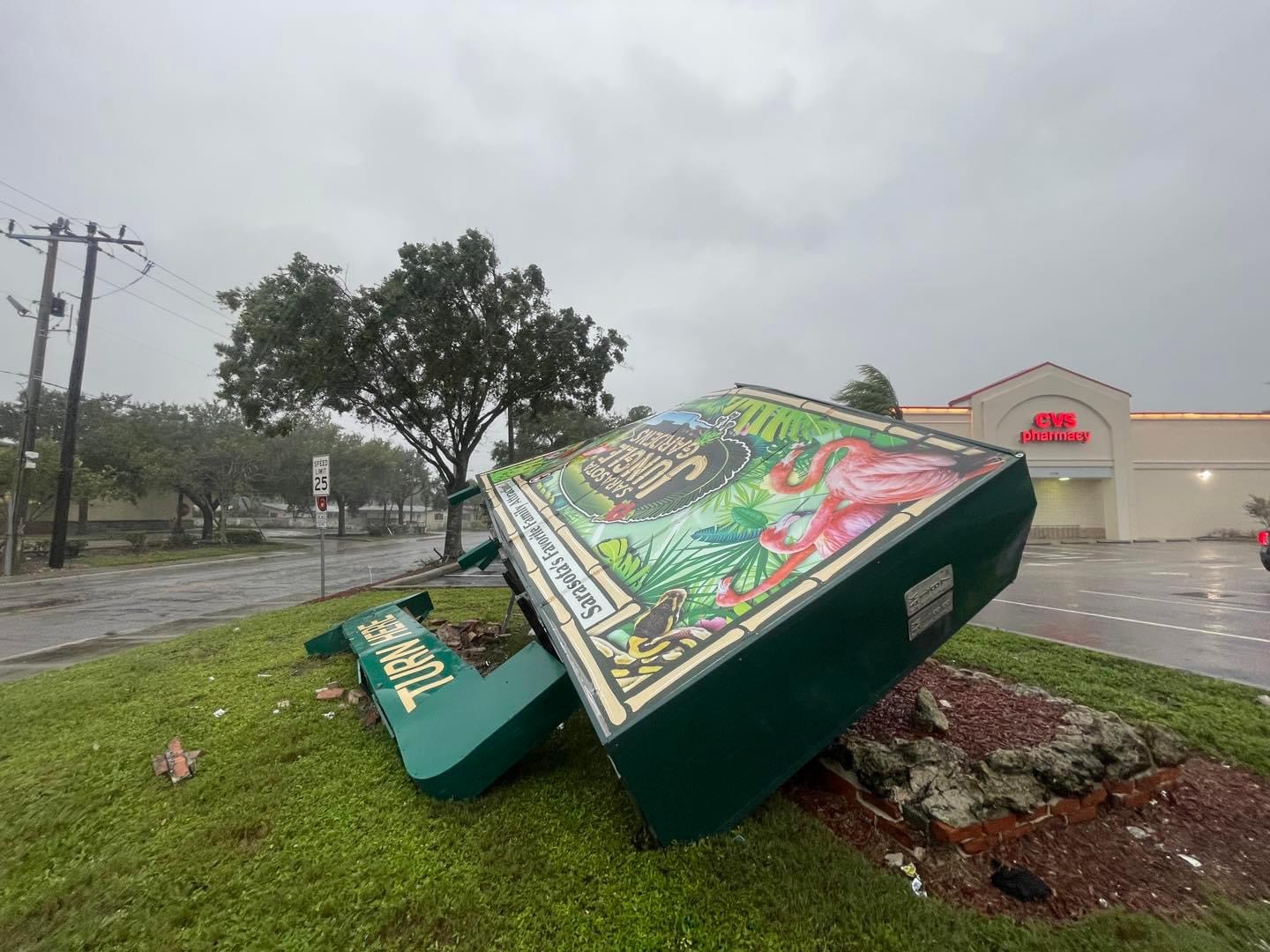 Evacuating Sarasota: Hurricane Ian brings turbulent times