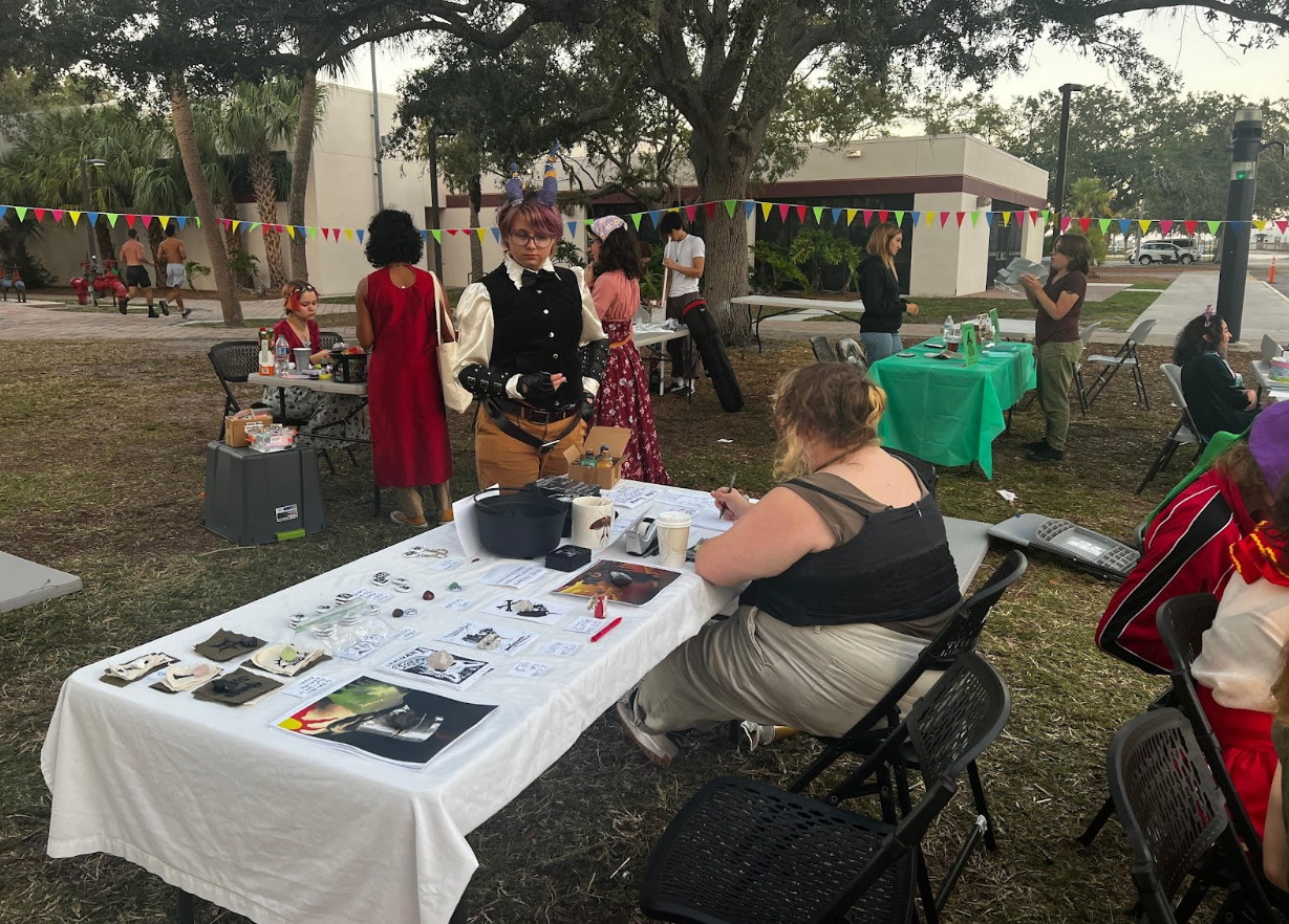 Pens and Paper Tabletop Club hosts successful Renaissance Fair at New College
